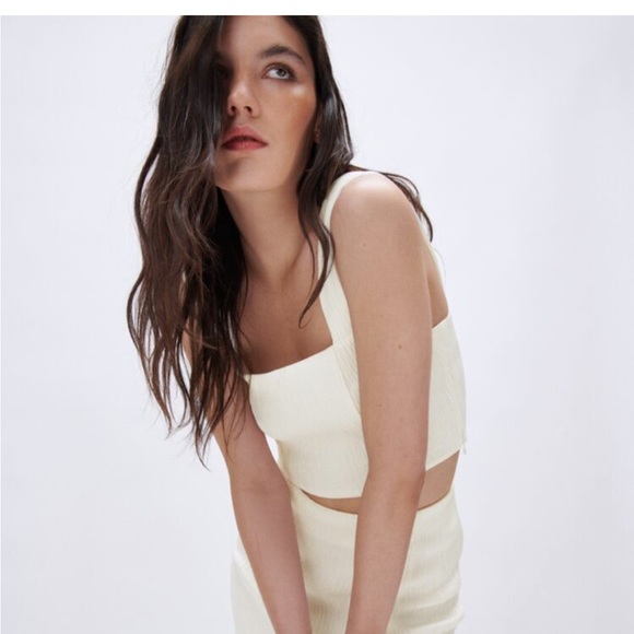 Zara Wrinkled Effect Crop and Skirt Set - Picture 2 of 6